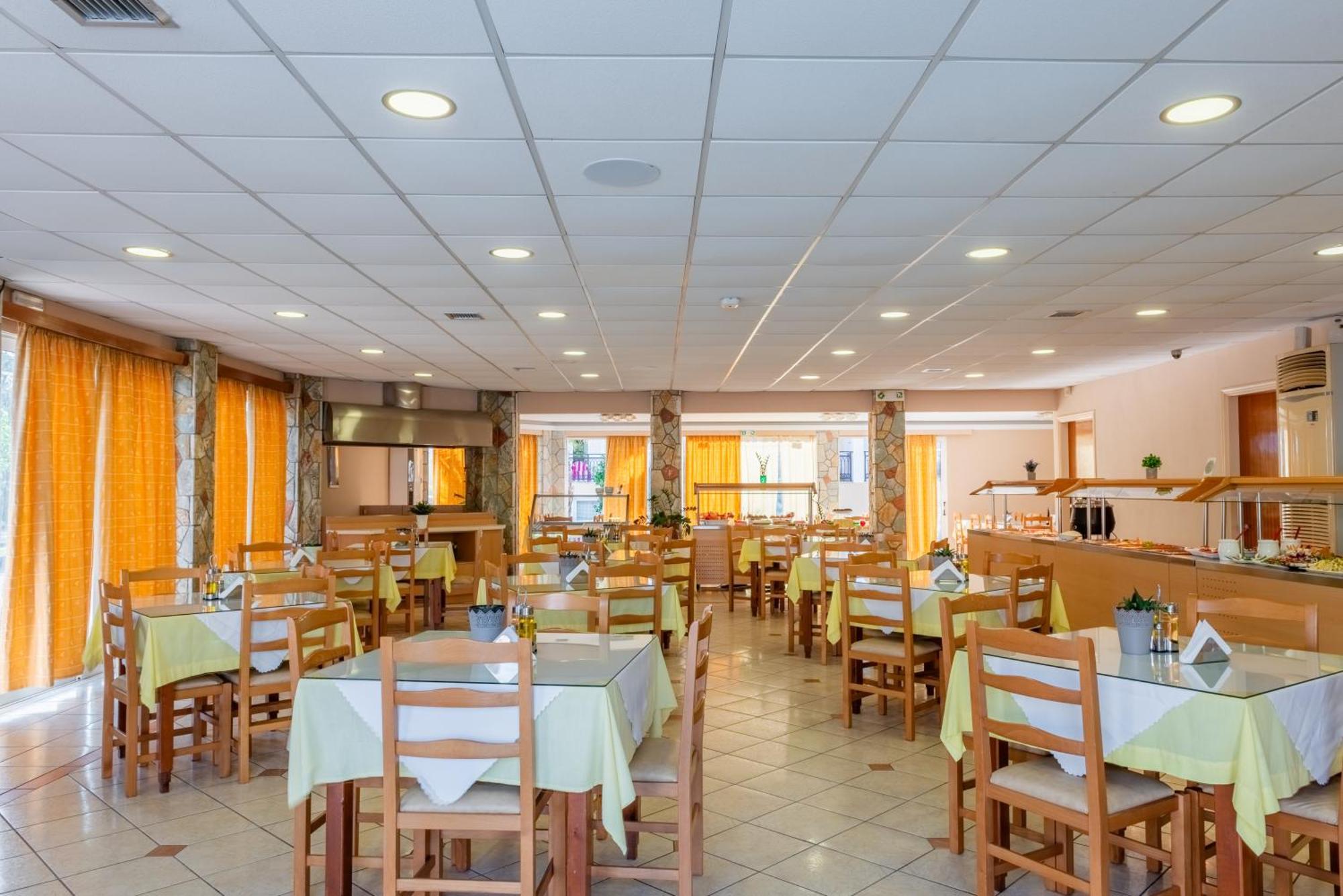 Village Inn Studios & Family Apartments Laganas Exteriér fotografie