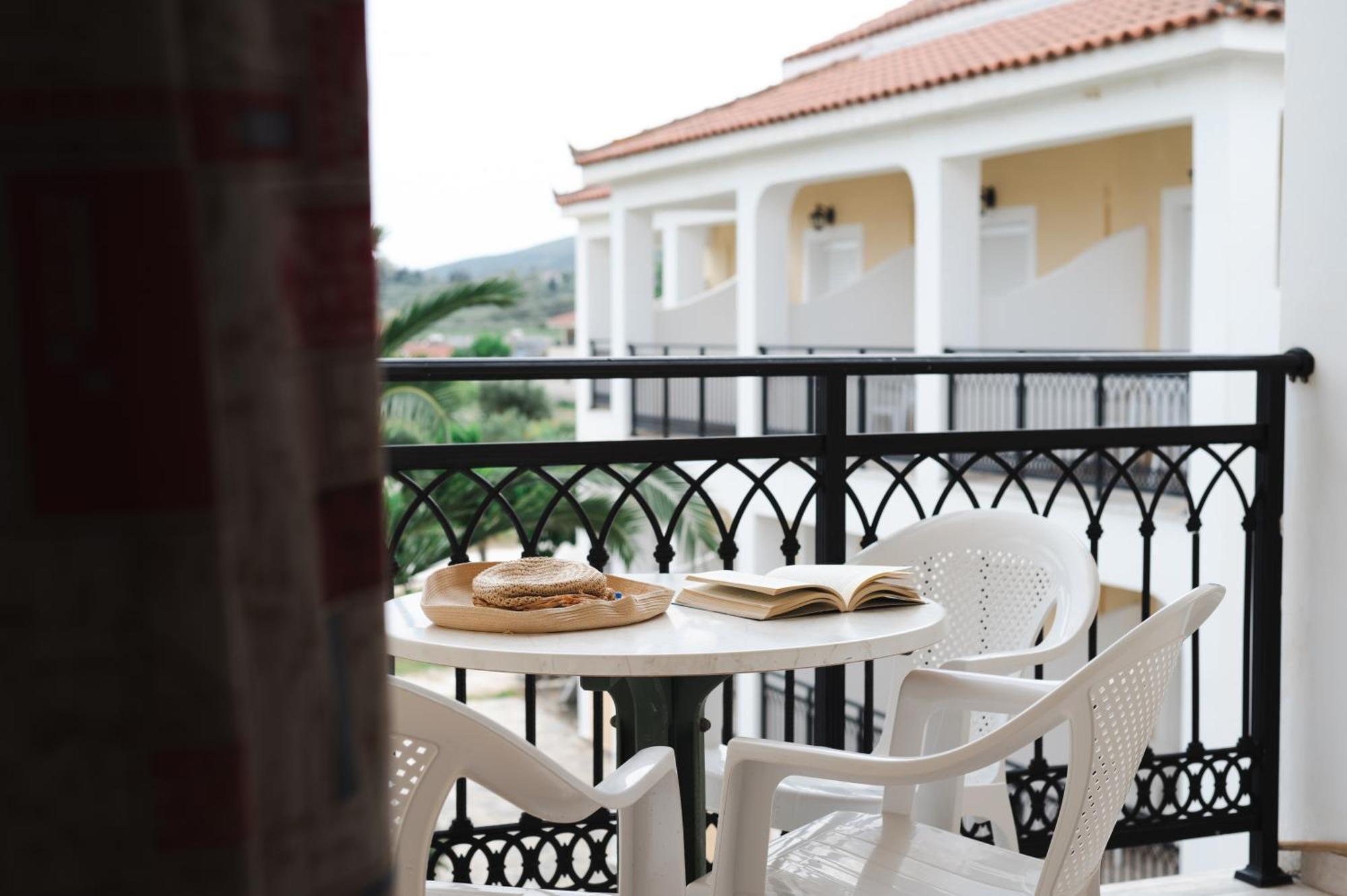 Village Inn Studios & Family Apartments Laganas Exteriér fotografie