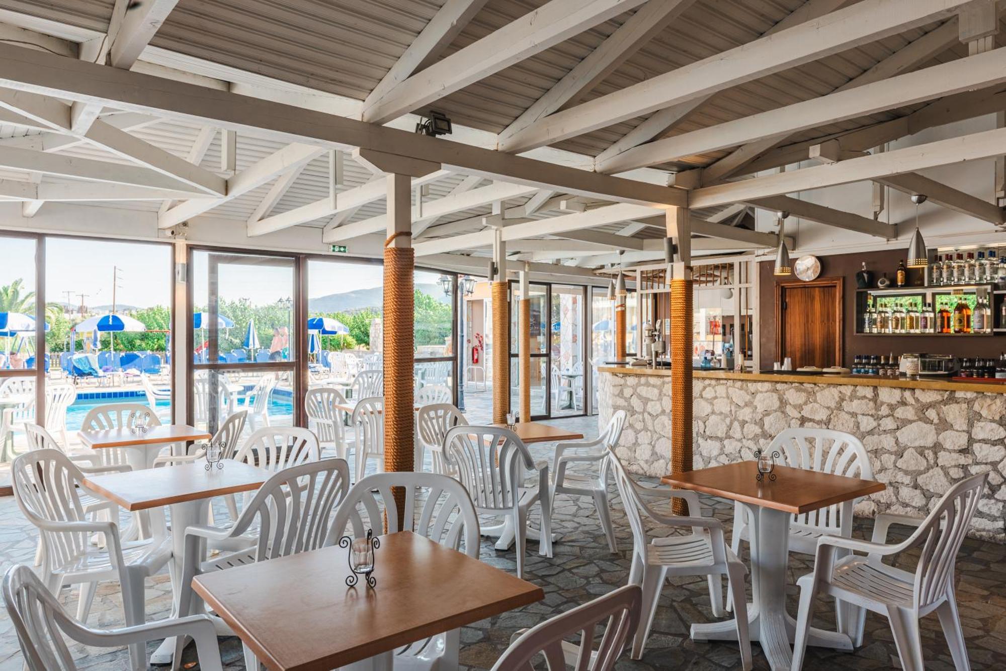 Village Inn Studios & Family Apartments Laganas Exteriér fotografie